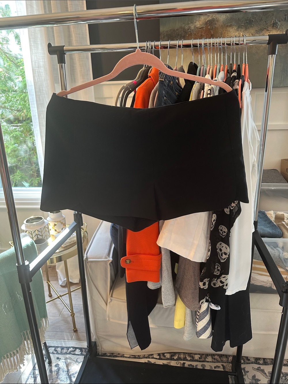 ZARA BASIC Black High-Rise Dress Shorts